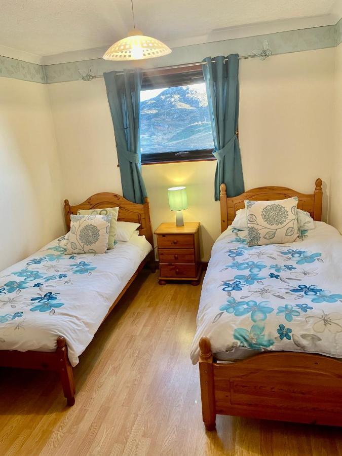 125 Kinlochbervie B&B Bagian luar foto